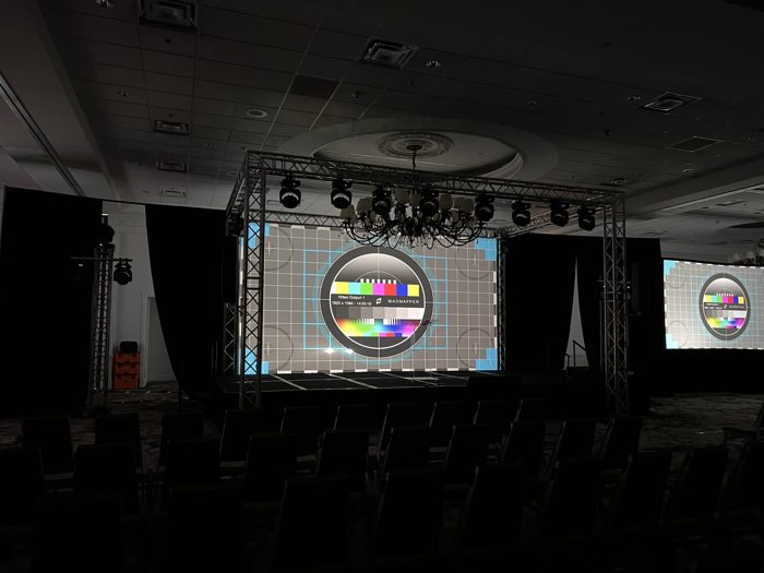 Projection mapping calibration on stage screens